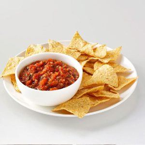 Chips with tomato sauce